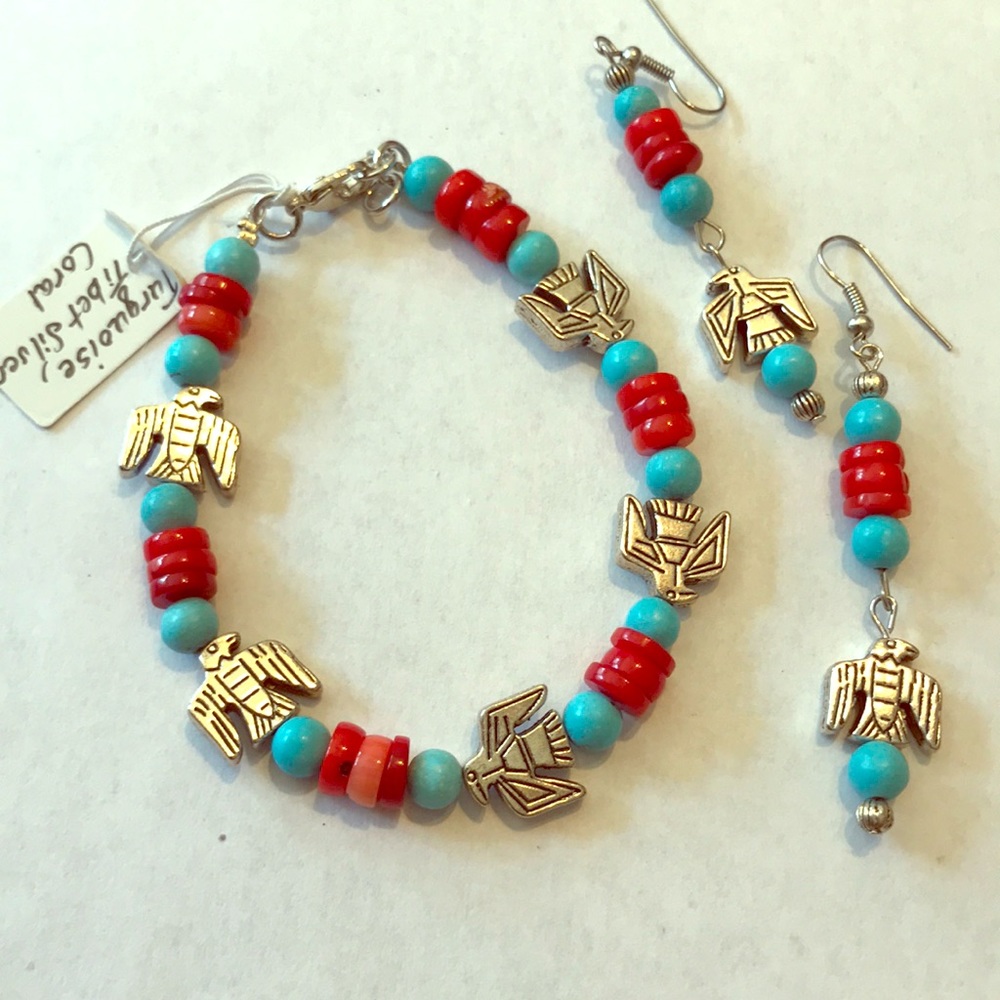 Bracelet and earring set